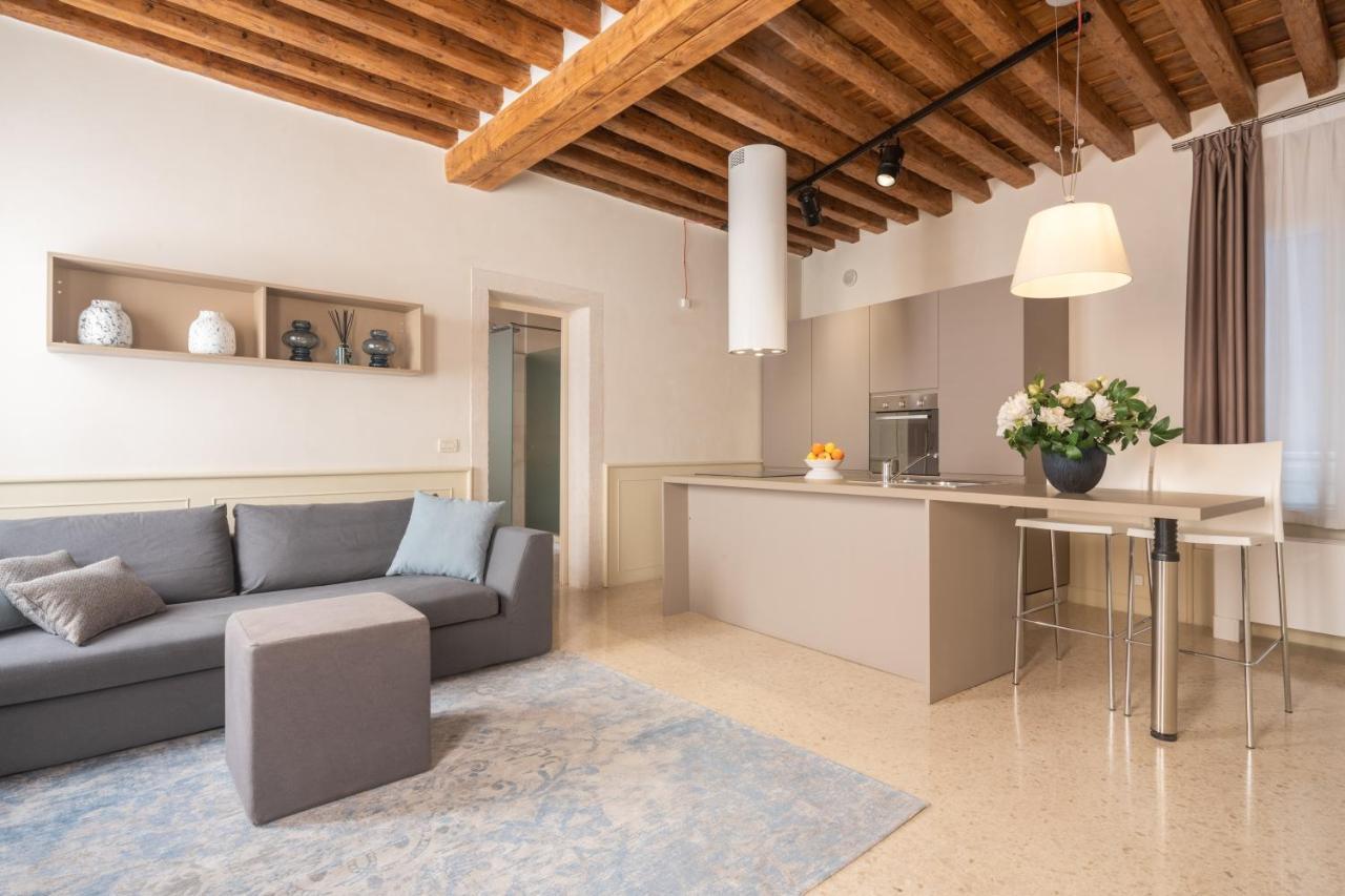 Lion Palace - San Marco R&r Apartamento