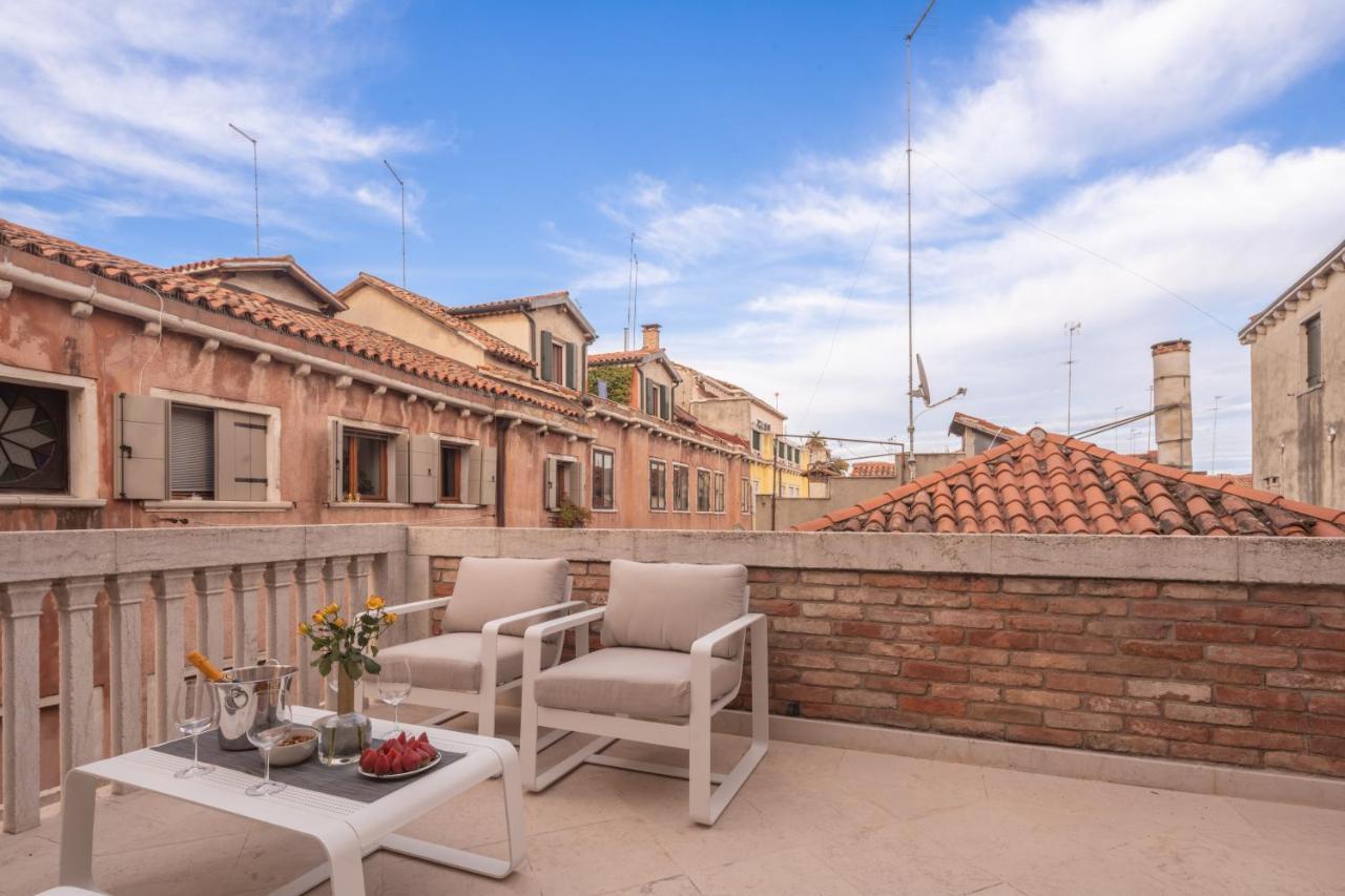 Lion Palace - San Marco R&r Apartamento